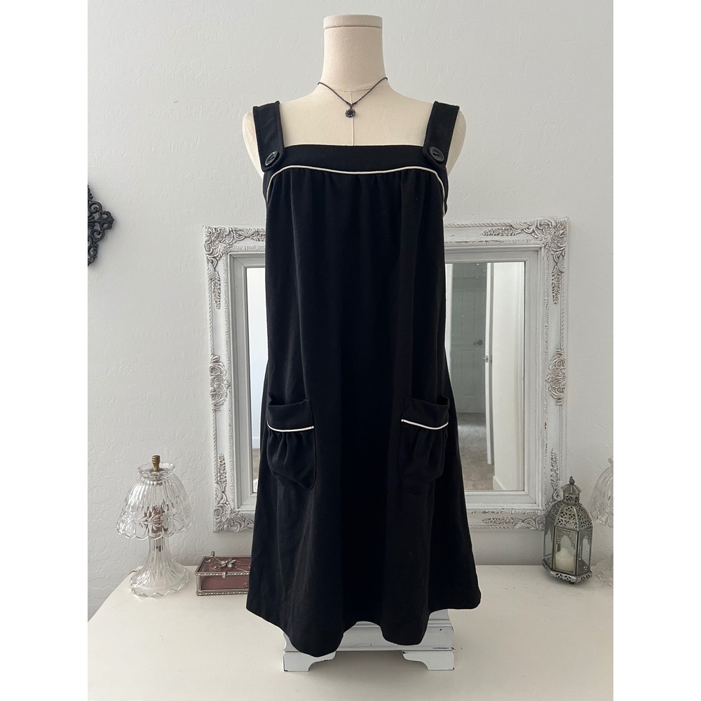 vintage black & white babydoll mini dress with cute buttons and mini pockets - Picture 2 of 6